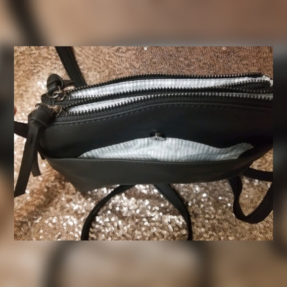 NWOT Gray Studded purse - Picture 4 of 7